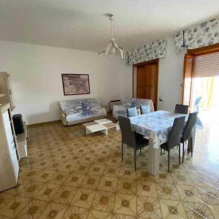 Vakantiehuis Castro Marina